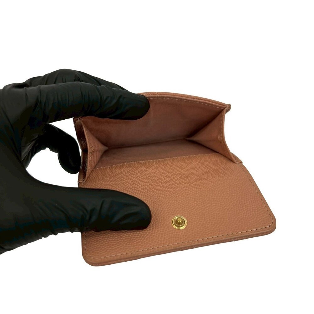 CHANEL Cream Caviar Leather Wallet - Picture 9 of 9